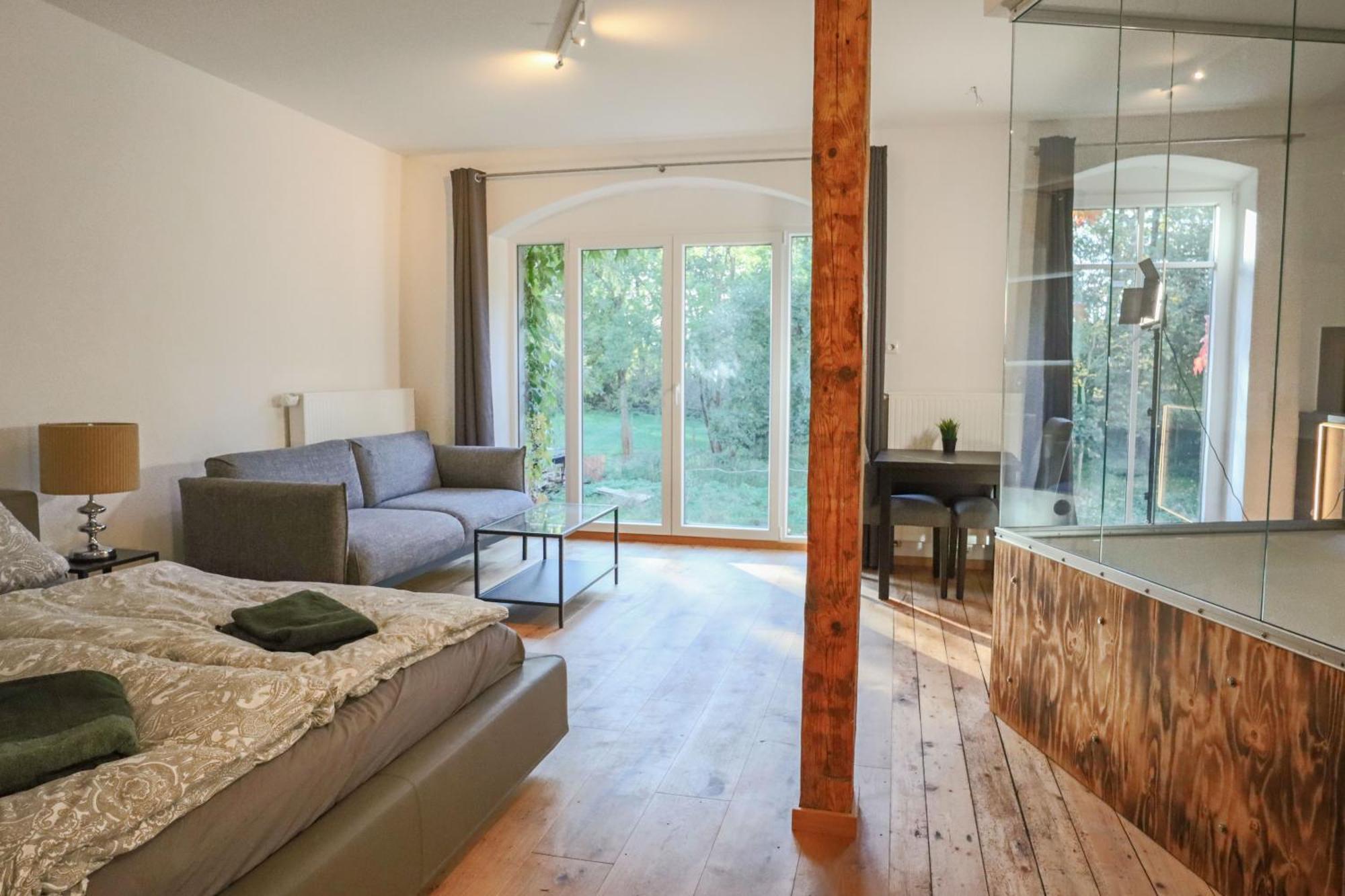 Loft Apartment Mit Grosser Badewanne A Mugeln Exteriér fotografie